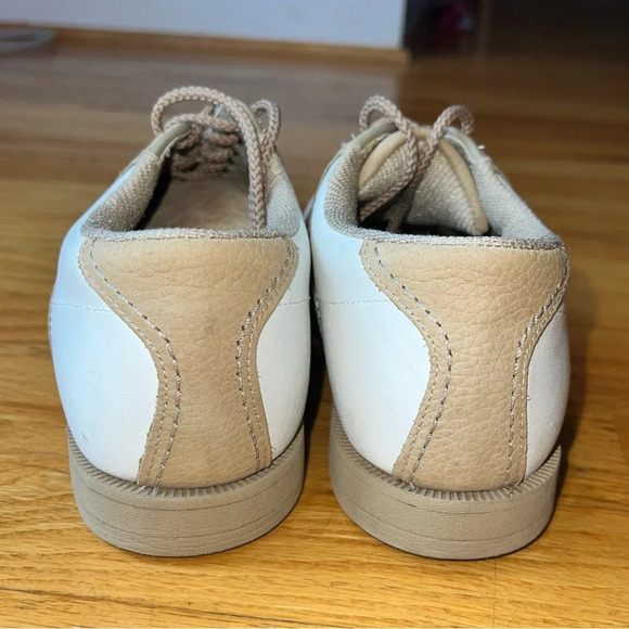 FootJoy Saddle Golf Shoes - Picture 5 of 7